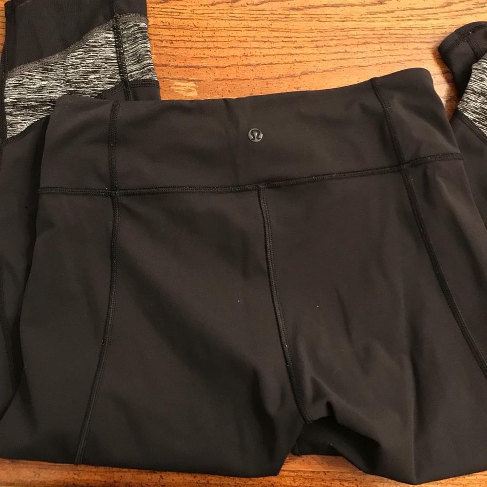 Lululemon black leggings